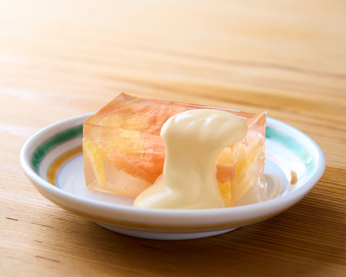 グレープフルーツと白ワインのゼリーよせ